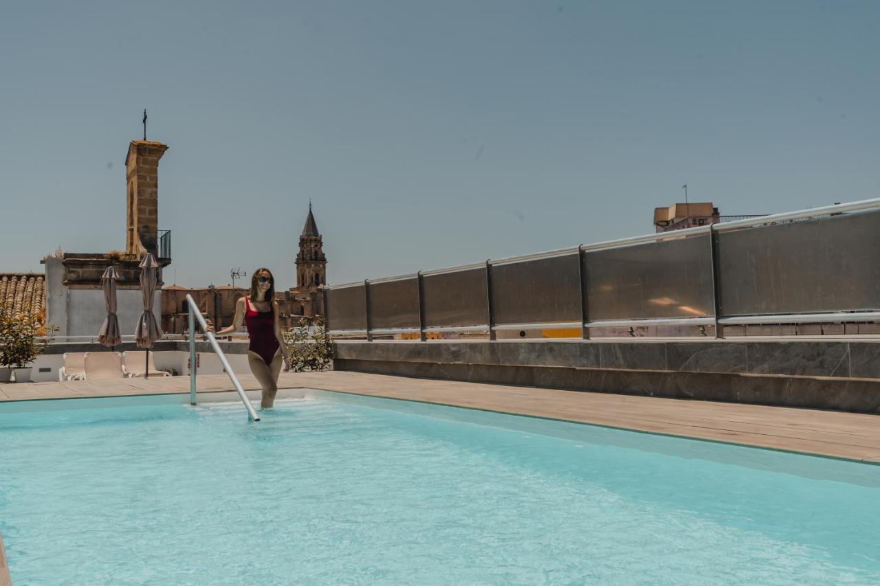 Eszentrico Suites Jerez Херес де ла Фронтера Екстериор снимка