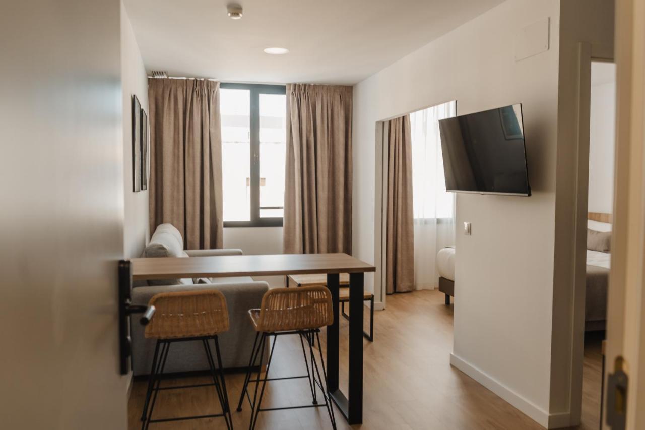 Eszentrico Suites Jerez Херес де ла Фронтера Екстериор снимка
