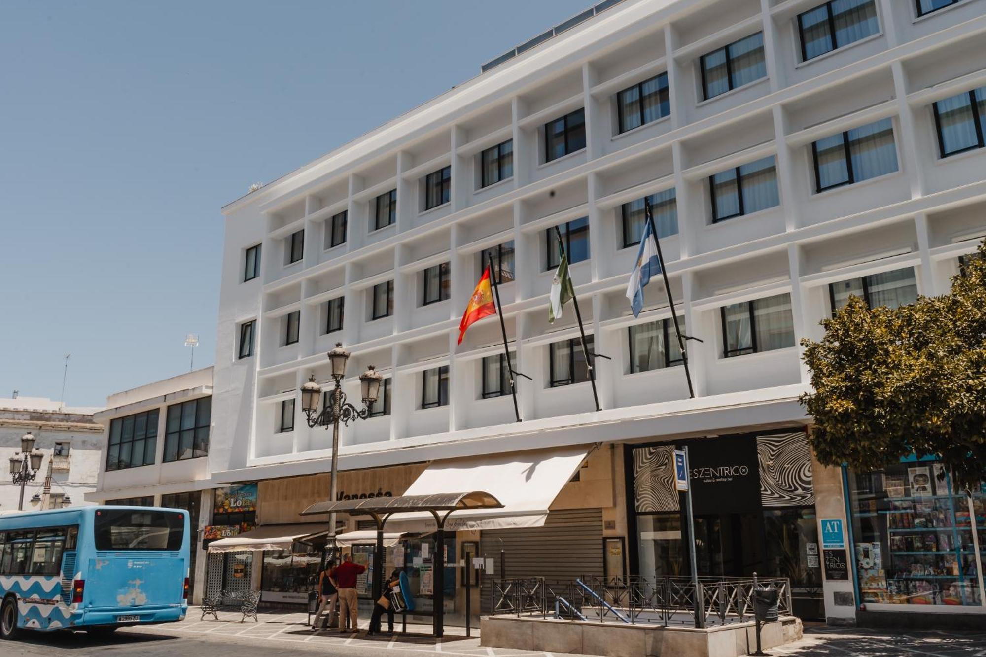 Eszentrico Suites Jerez Херес де ла Фронтера Екстериор снимка