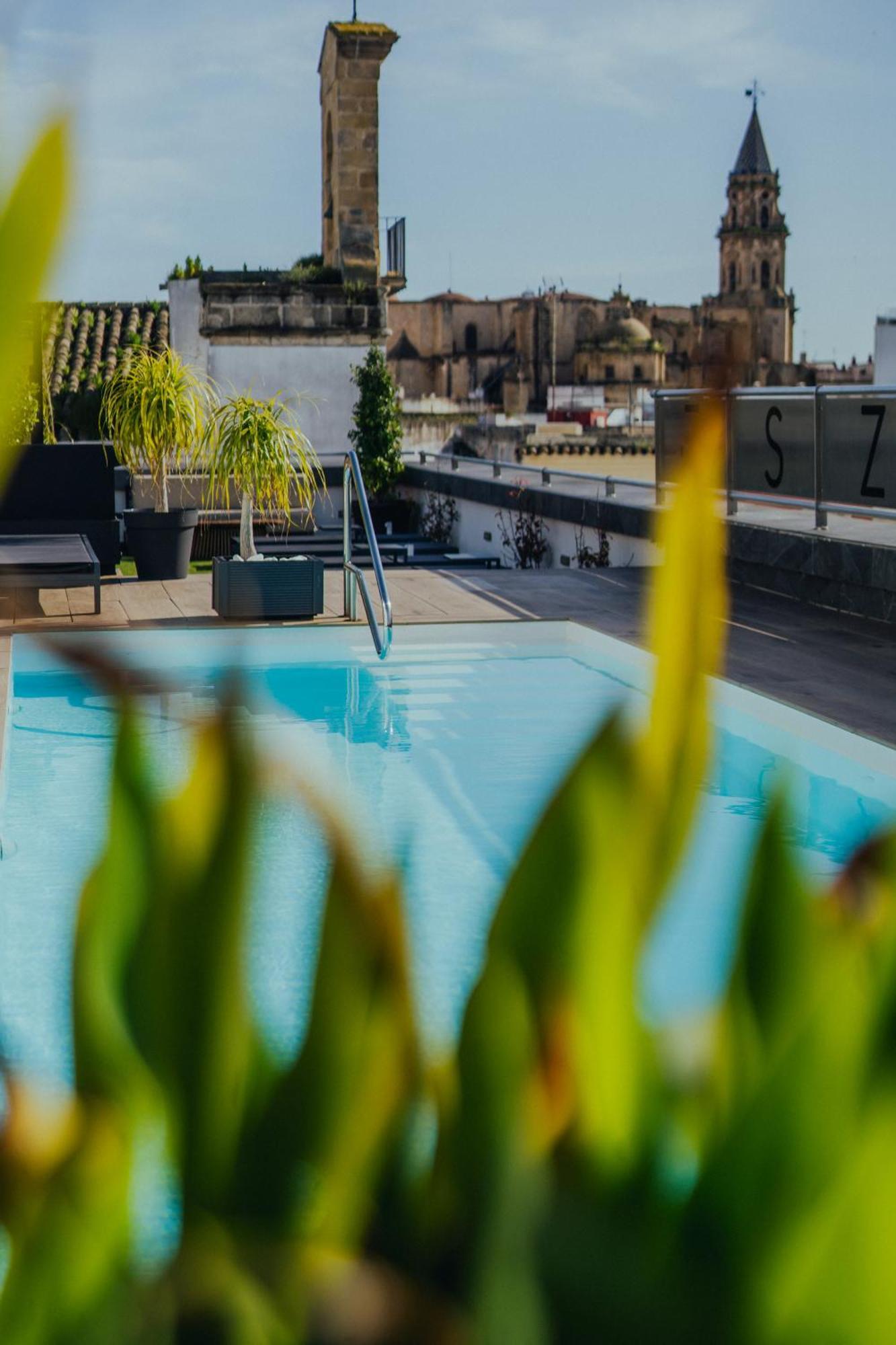 Eszentrico Suites Jerez Херес де ла Фронтера Екстериор снимка